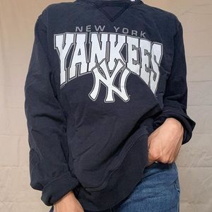 Yankees sweatshirt